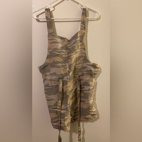 NWT Express camo overalls/romper - Picture 1 of 4